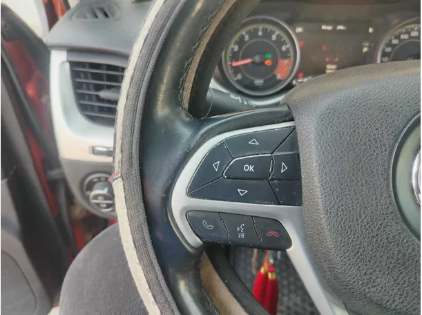 Car image 39