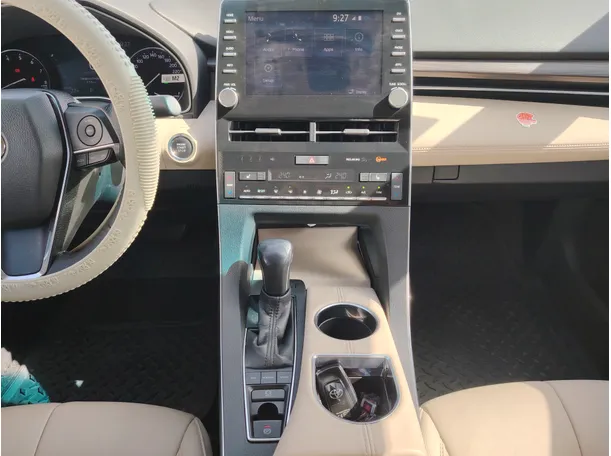 Car image 20