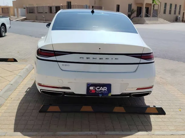 Car image 6