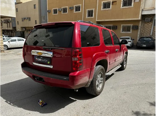 Car image 5