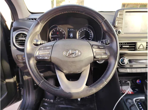 Car image 23