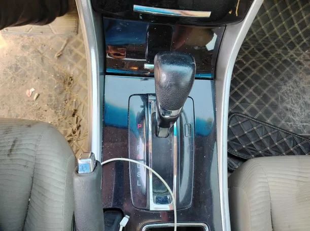 Car image 20