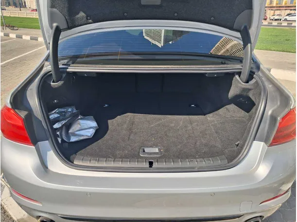 Car image 21