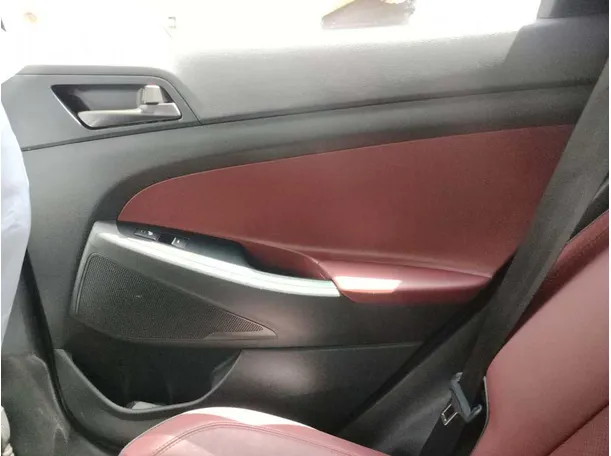Car image 39