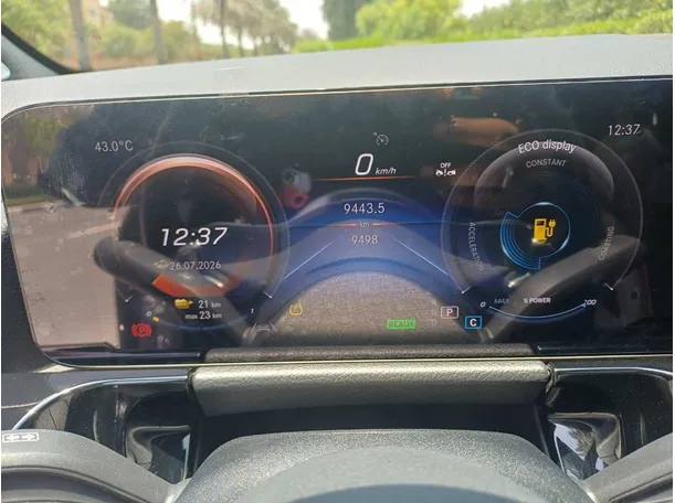 Car image 23