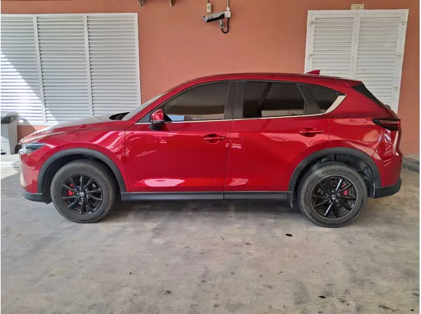 Car image 4