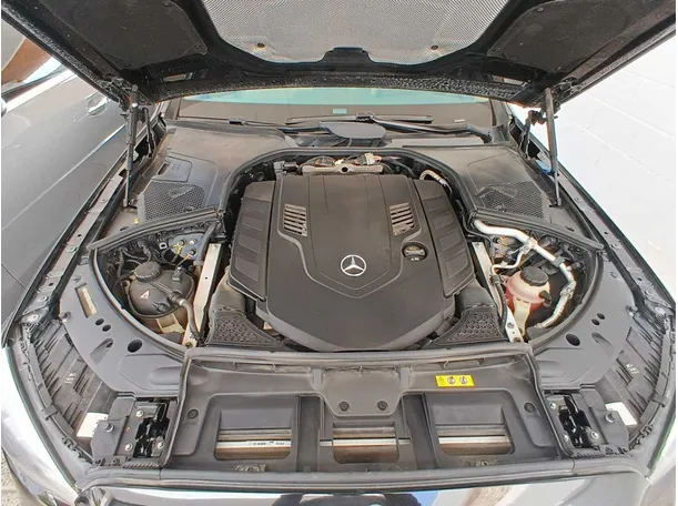 Car image 26