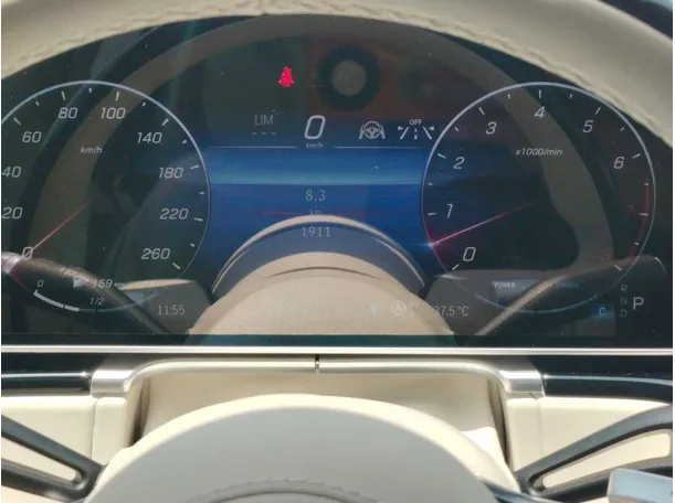 Car image 21