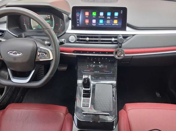 Car image 16