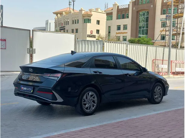 Car image 7