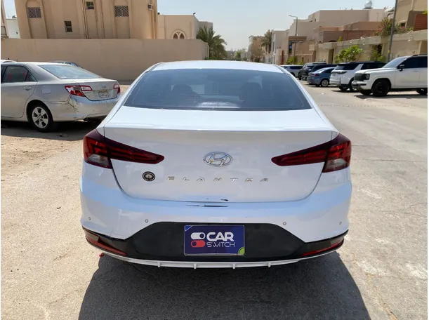 Car image 6