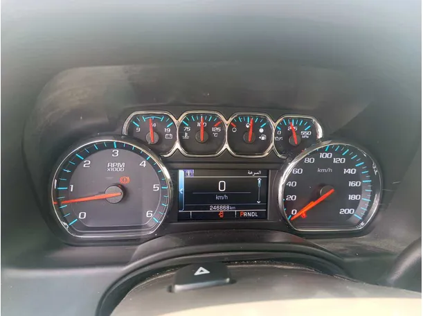 Car image 25