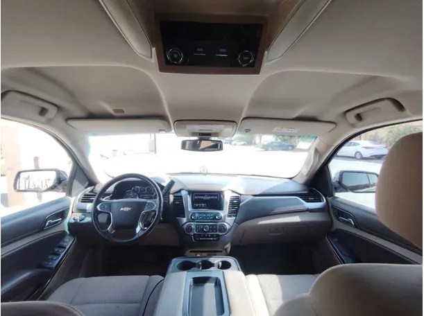 Car image 20