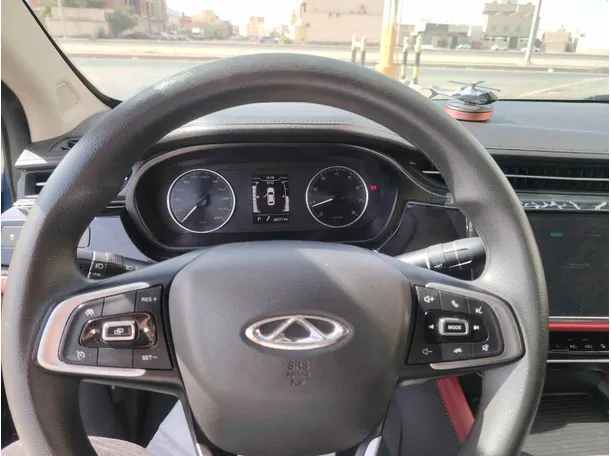 Car image 27
