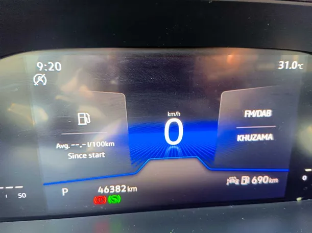 Car image 27