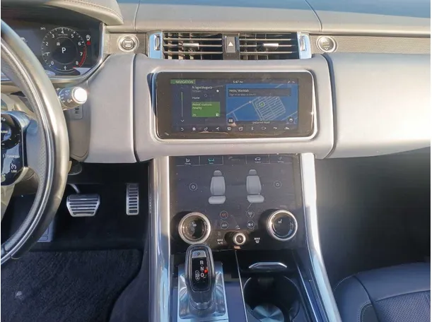 Car image 16