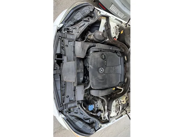Car image 28
