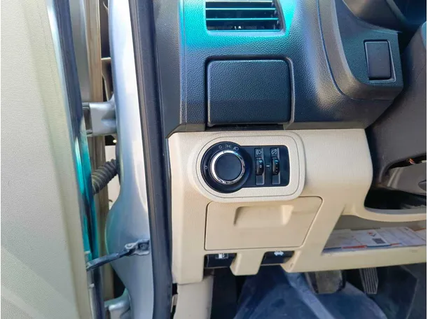 Car image 31