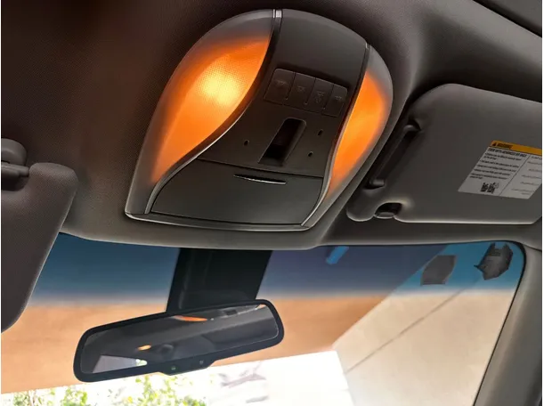 Car image 25