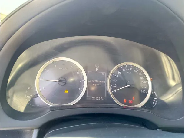 Car image 26