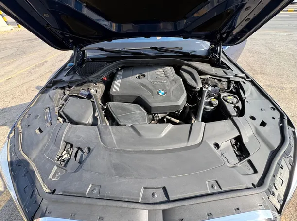 Car image 28