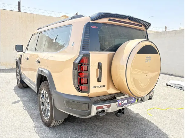 Car image 7