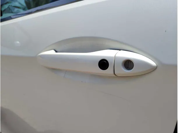 Car image 31
