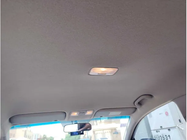 Car image 23