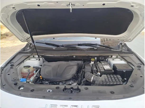 Car image 24