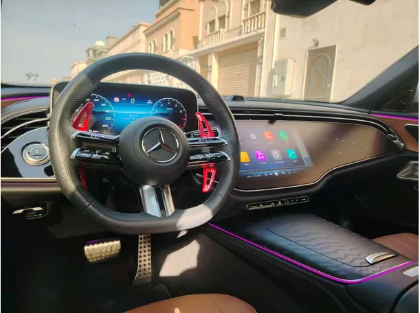 Car image 28