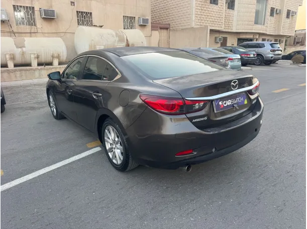 Car image 7