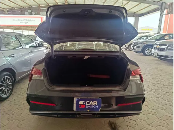 Car image 24