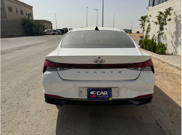 Car image 6