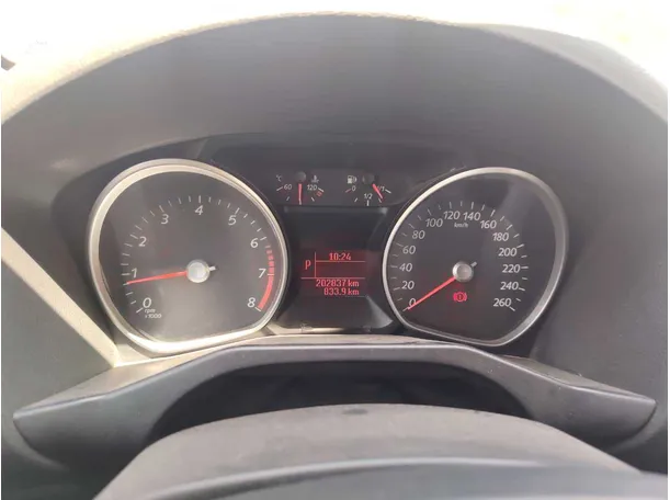 Car image 24