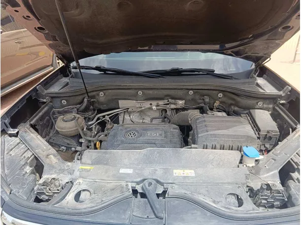 Car image 31