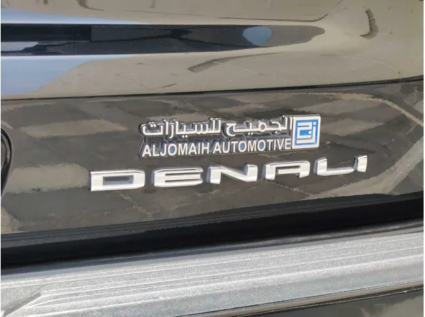 Car image 40