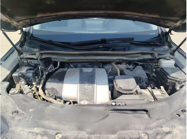 Car image 32