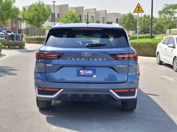 Car image 6
