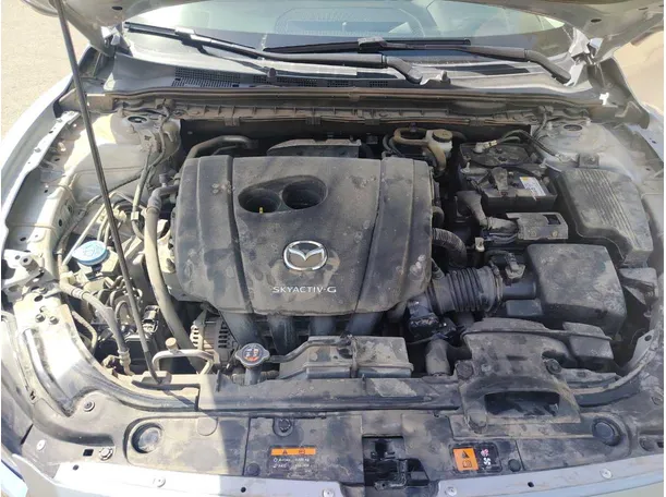 Car image 32