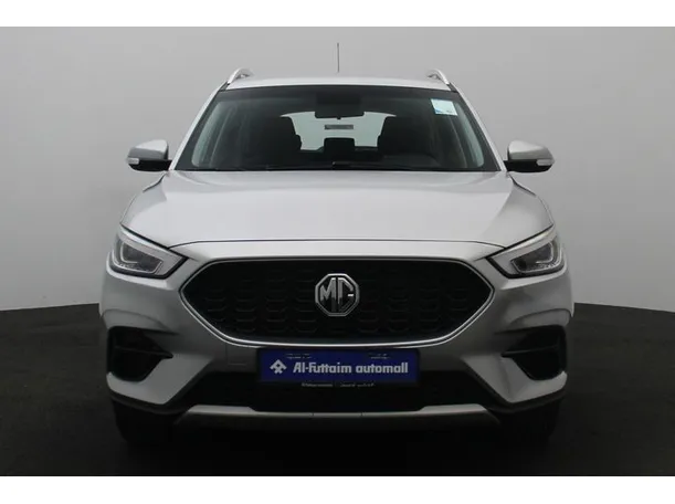 Car image 11
