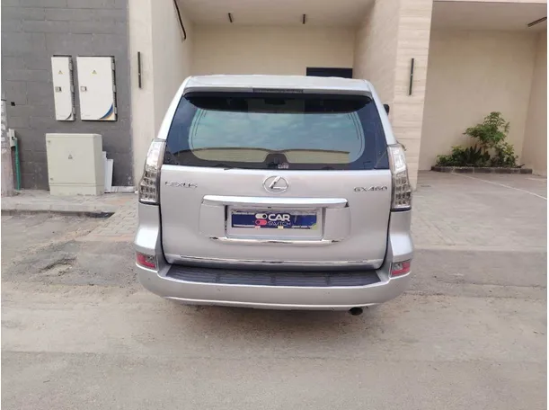 Car image 6