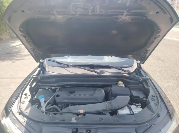 Car image 33