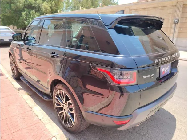 Car image 7