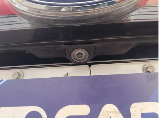 Car image 26