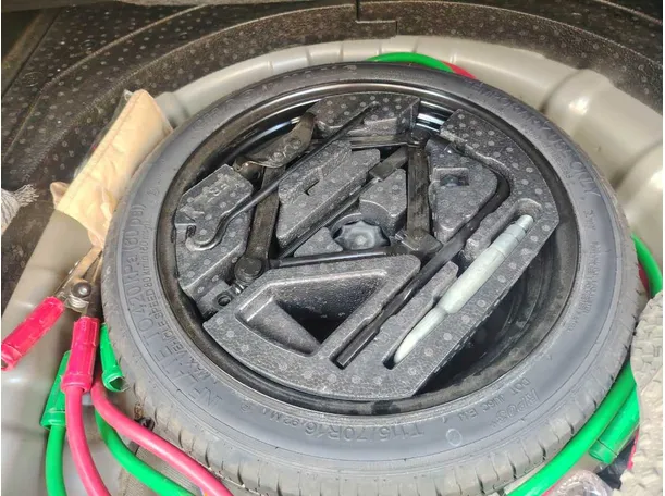 Car image 45