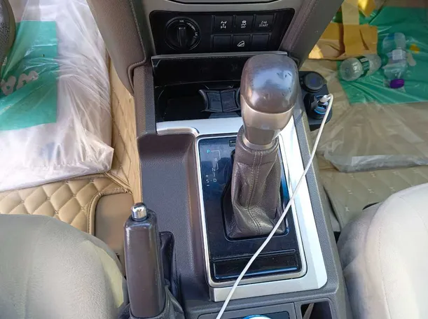 Car image 20