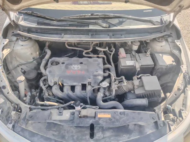 Car image 25