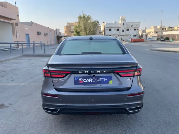 Car image 6