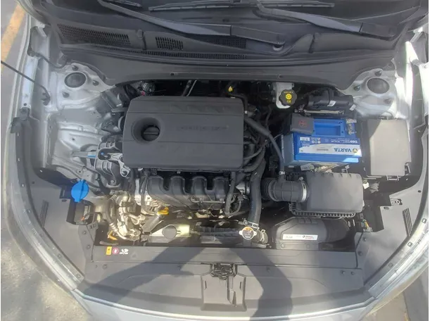 Car image 21