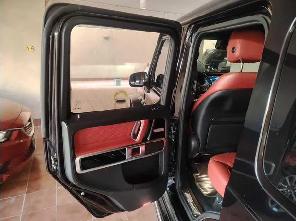 Car image 15